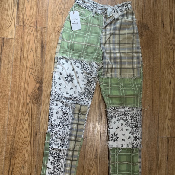 YesStyle Denim - Patchwork jeans